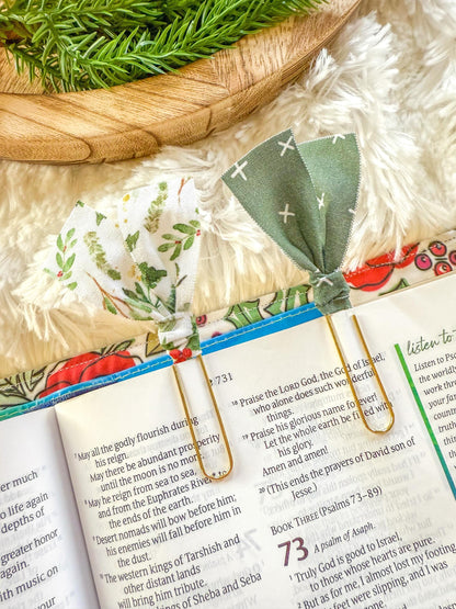 Holly & Berries Christmas Paperclip Page Marker Bookmarks, Set of 2