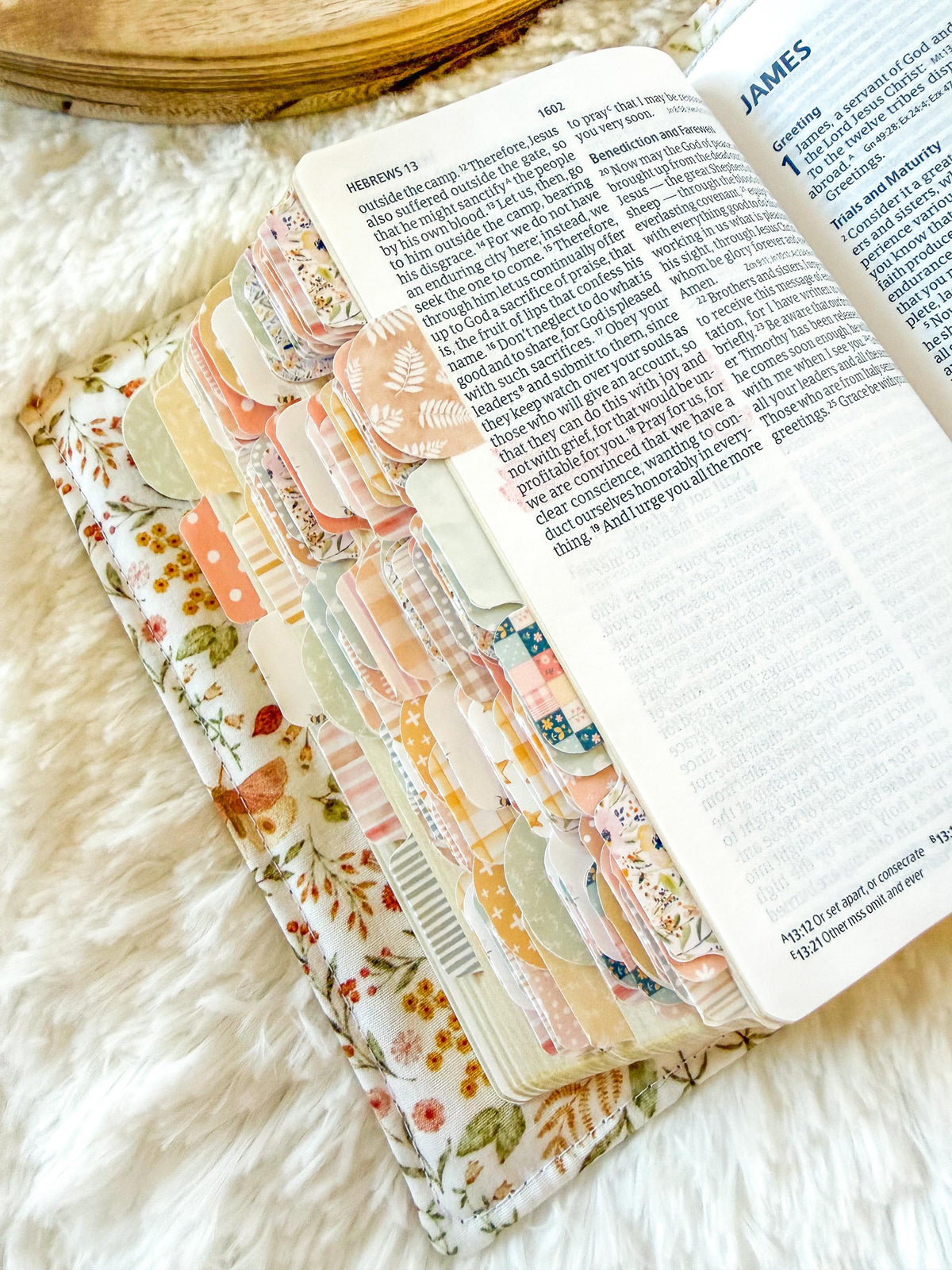Floral Bees Prayer Bible Kit, Bible Tabs