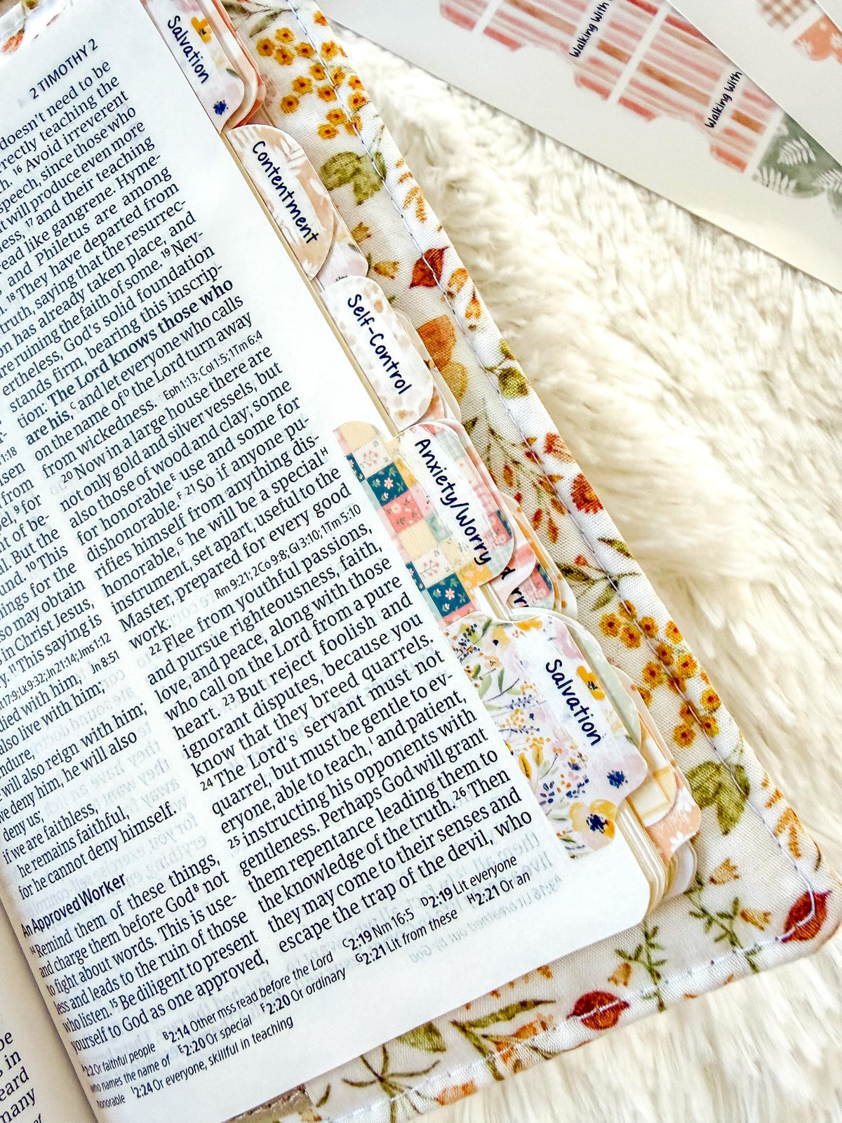 Floral Bees Prayer Bible Kit, Bible Tabs