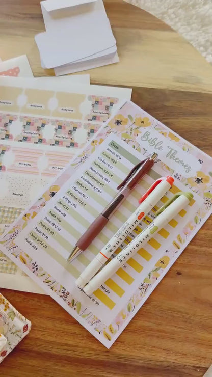 Floral Bees Prayer Bible Kit, Bible Tabs