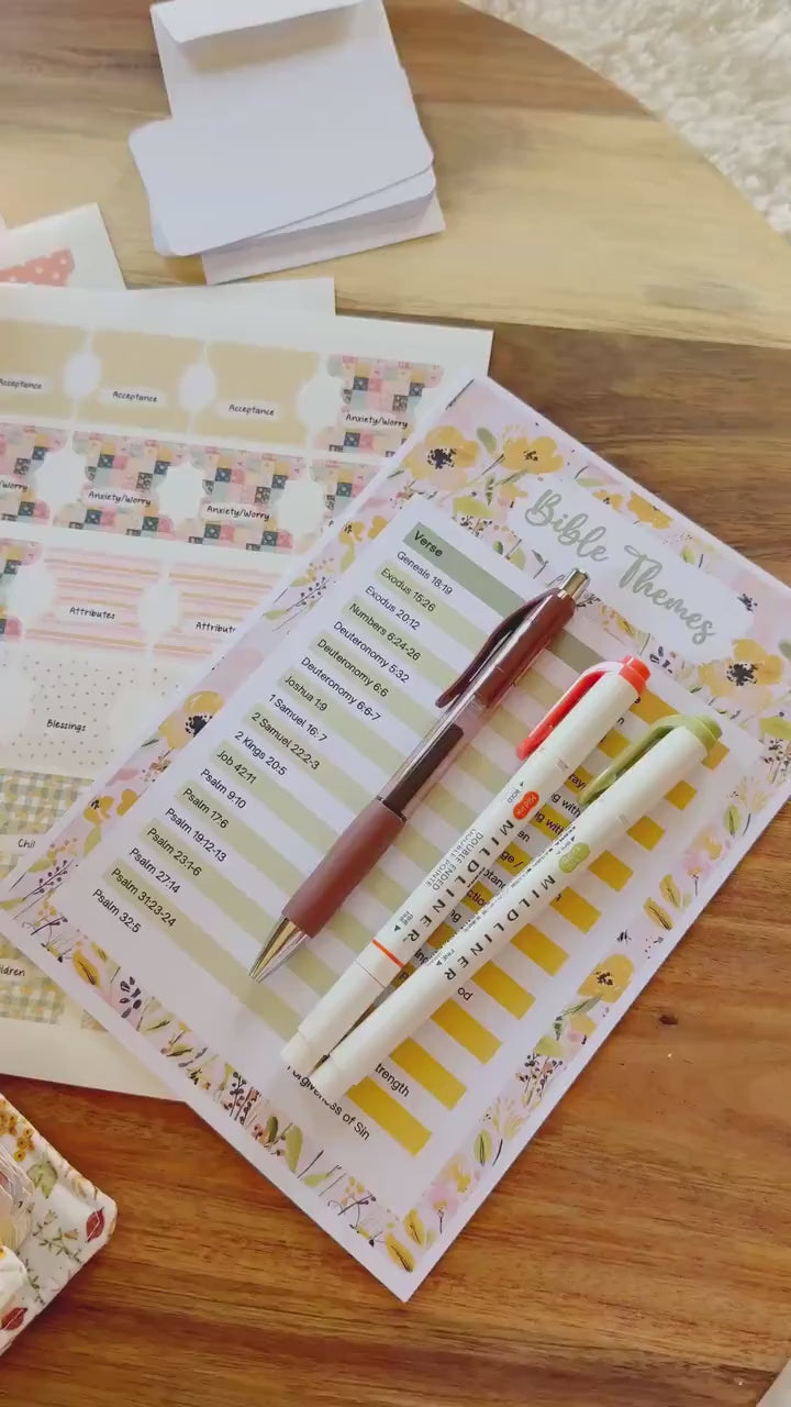 Floral Bees Prayer Bible Kit, Bible Tabs